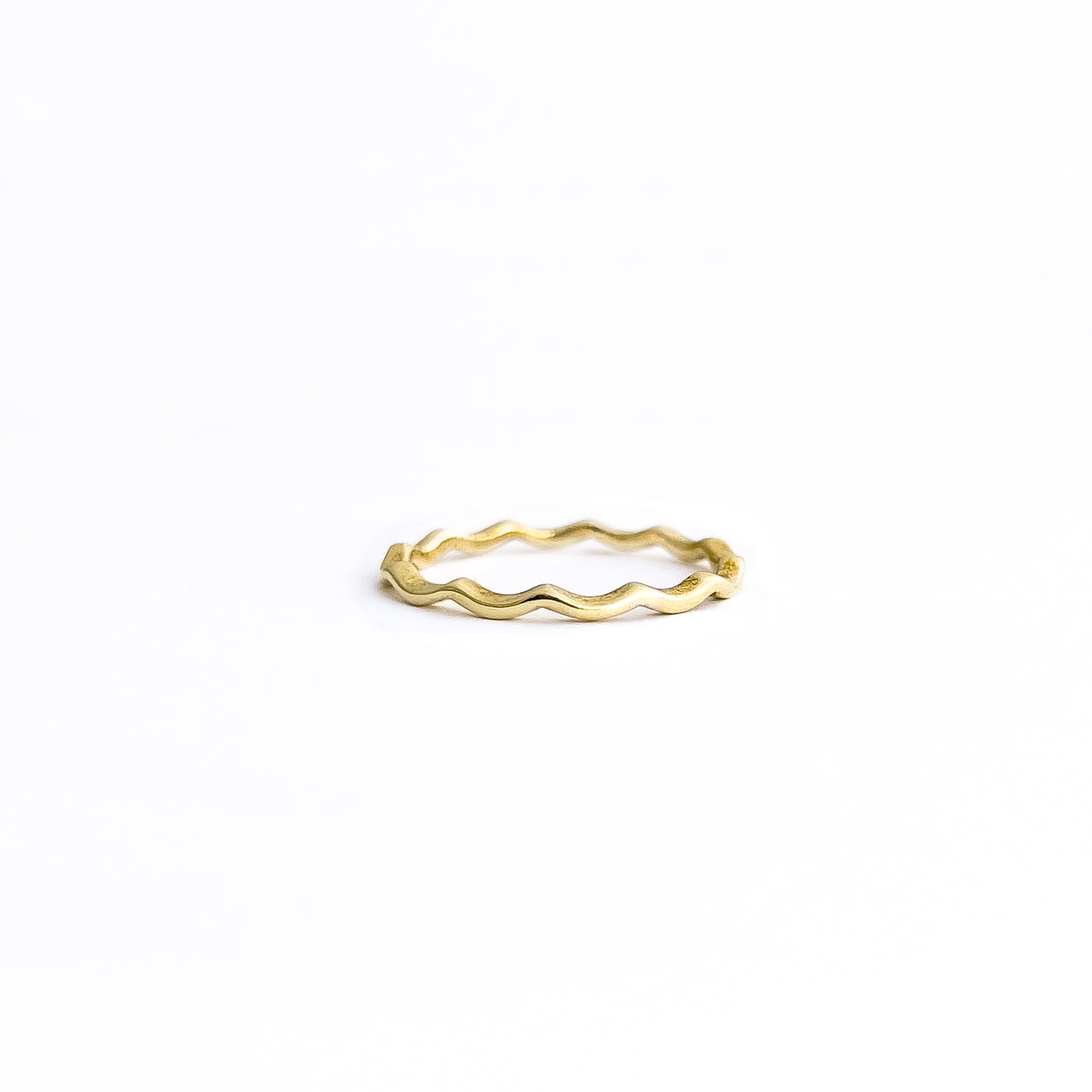 The Scallop Ring in Gold